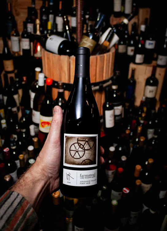 Long Meadow Ranch Farmstead Pinot Noir Anderson Valley 2018 - Image 3